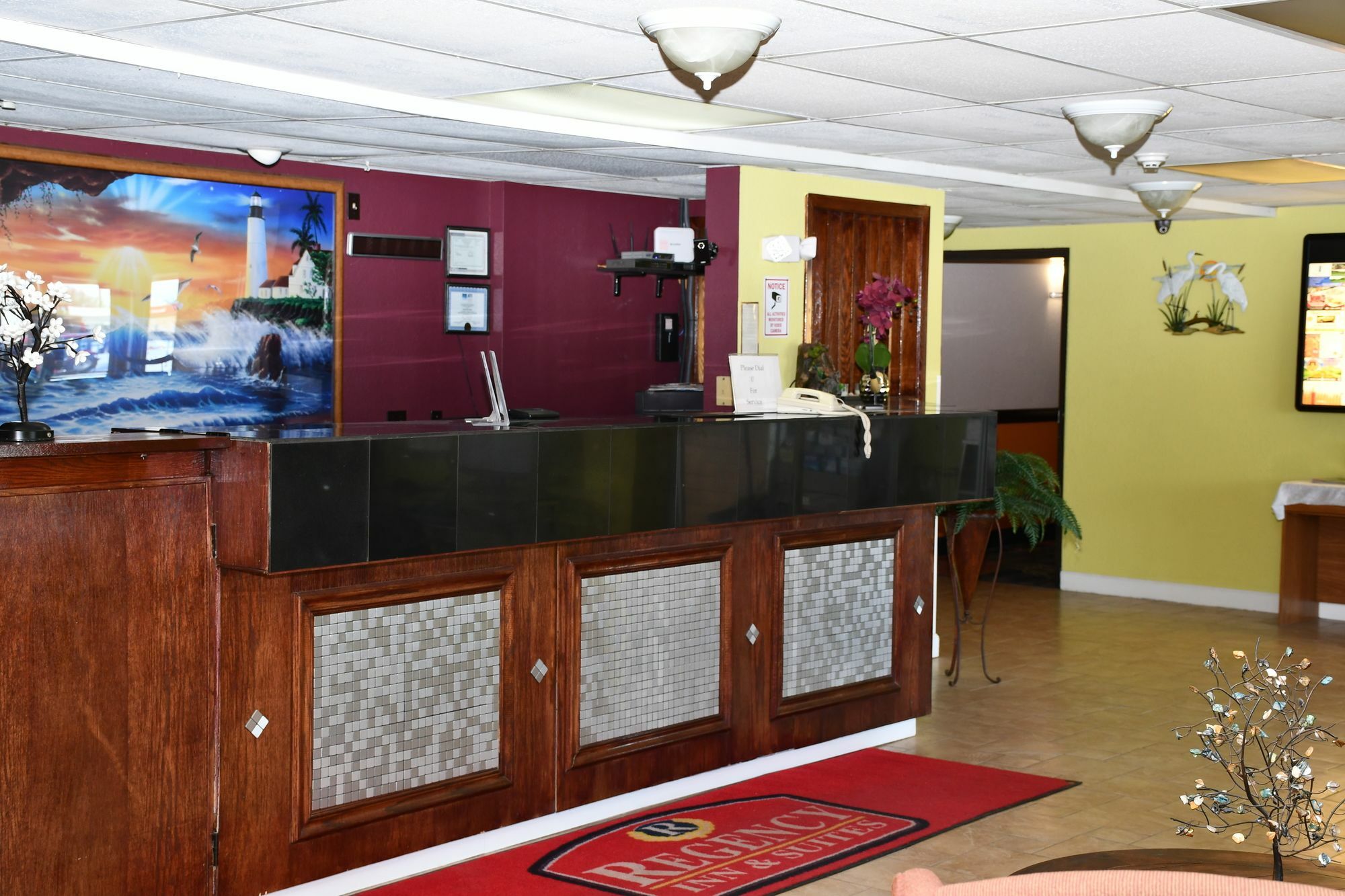 Regency Inn & Suites Фэрибо Экстерьер фото
